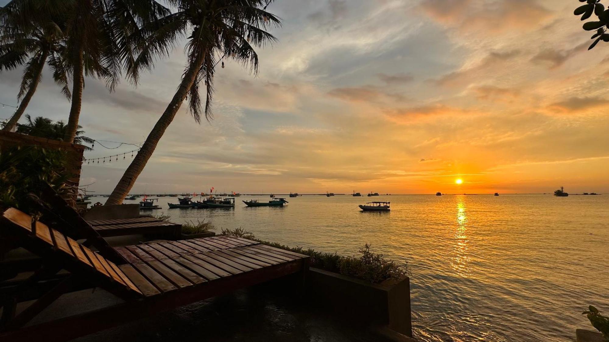 Sunset Beach House Phu Quoc Exterior photo